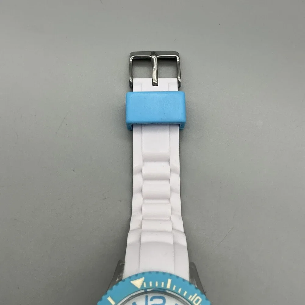 40nine Mens Watch 40mm White Dial Blue Bezel Silicone Date New Battery